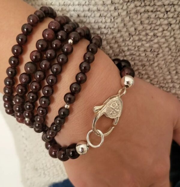 Pulsera granate Benito