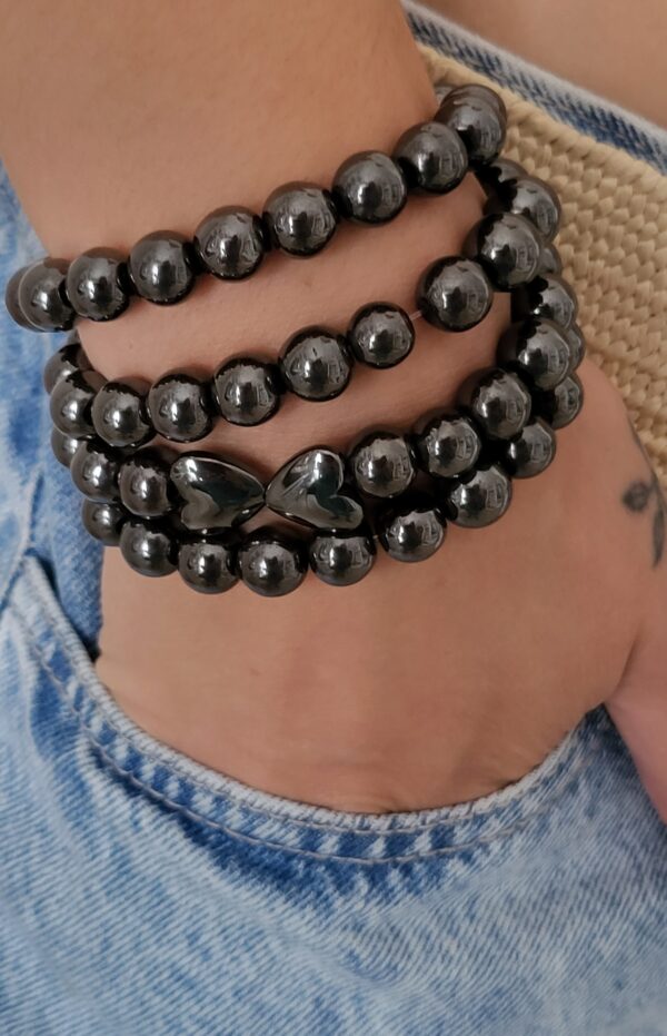 Mix hematite