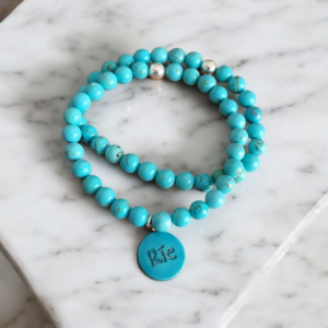 Pulseras turquesas rie